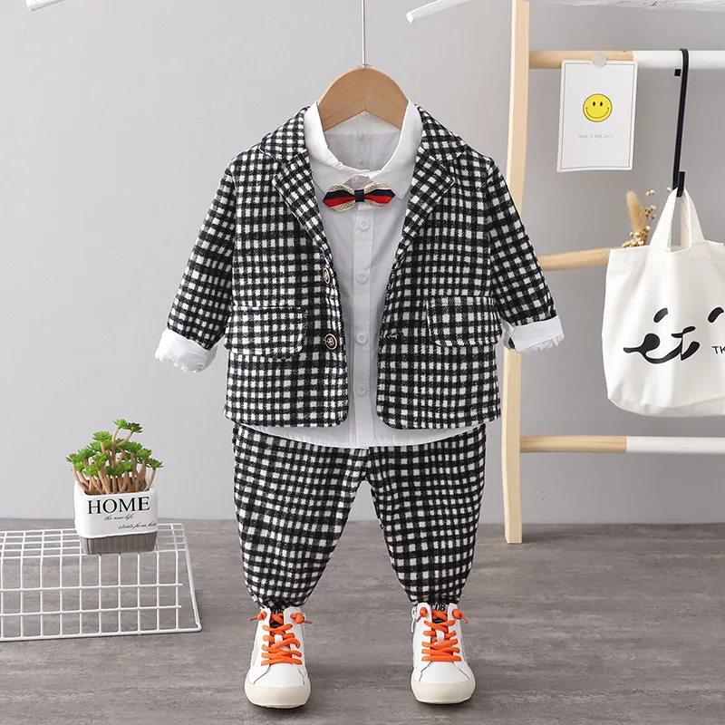 Spring Autumn Boy Gentleman Clothing Set Cotton Long Sleeve Bow Tie Shirt +Jacket + Pants 3 pcs Set Children Boy Casual Wear Set
Spring Autumn Boy Gentleman Clothing Set Cotton Long Sleeve Bow Tie Shirt +Jacket + Pants 3 pcs Set Children Boy Casual Wear Set