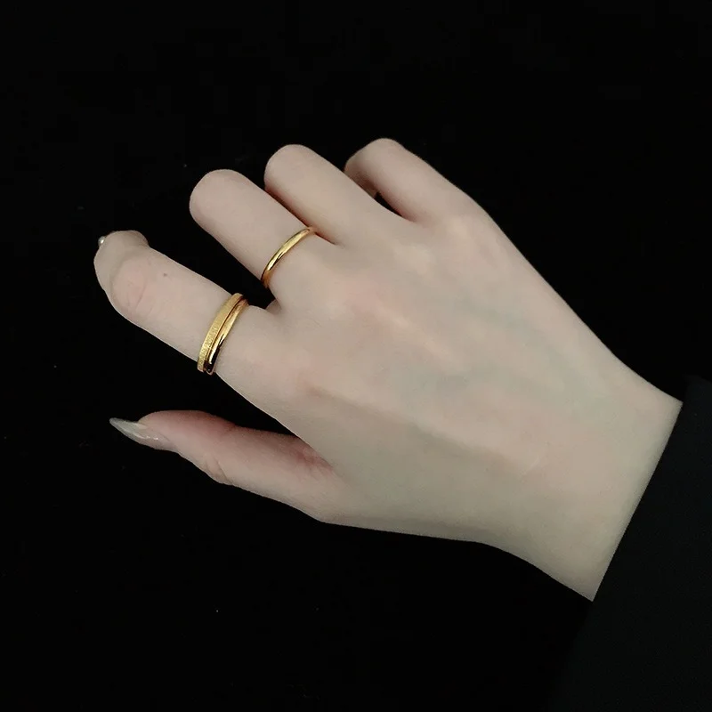 18K Gold Small Plain Ring Index Finger Ring Female Titanium Steel Index Finger Jewelry
18K Gold Small Plain Ring Index Finger Ring Female Titanium Steel Index Finger Jewelry