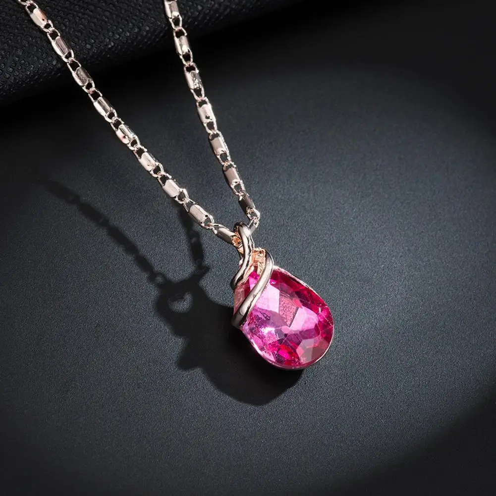 Trendy Female Necklace Luxury Hypoallergenic Nonallergic Ladies Necklace Fashion Jewelry
Trendy Female Necklace Luxury Hypoallergenic Nonallergic Ladies Necklace Fashion Jewelry