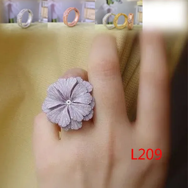 Модное кольцо L209, новинка, простой медный микро-набор, светлый Роскошный Полный Бриллиант, в форме четырехлистного цветка, ювелирные издели...
Модное кольцо L209, новинка, простой медный микро-набор, светлый Роскошный Полный Бриллиант, в форме четырехлистного цветка, ювелирные издели...