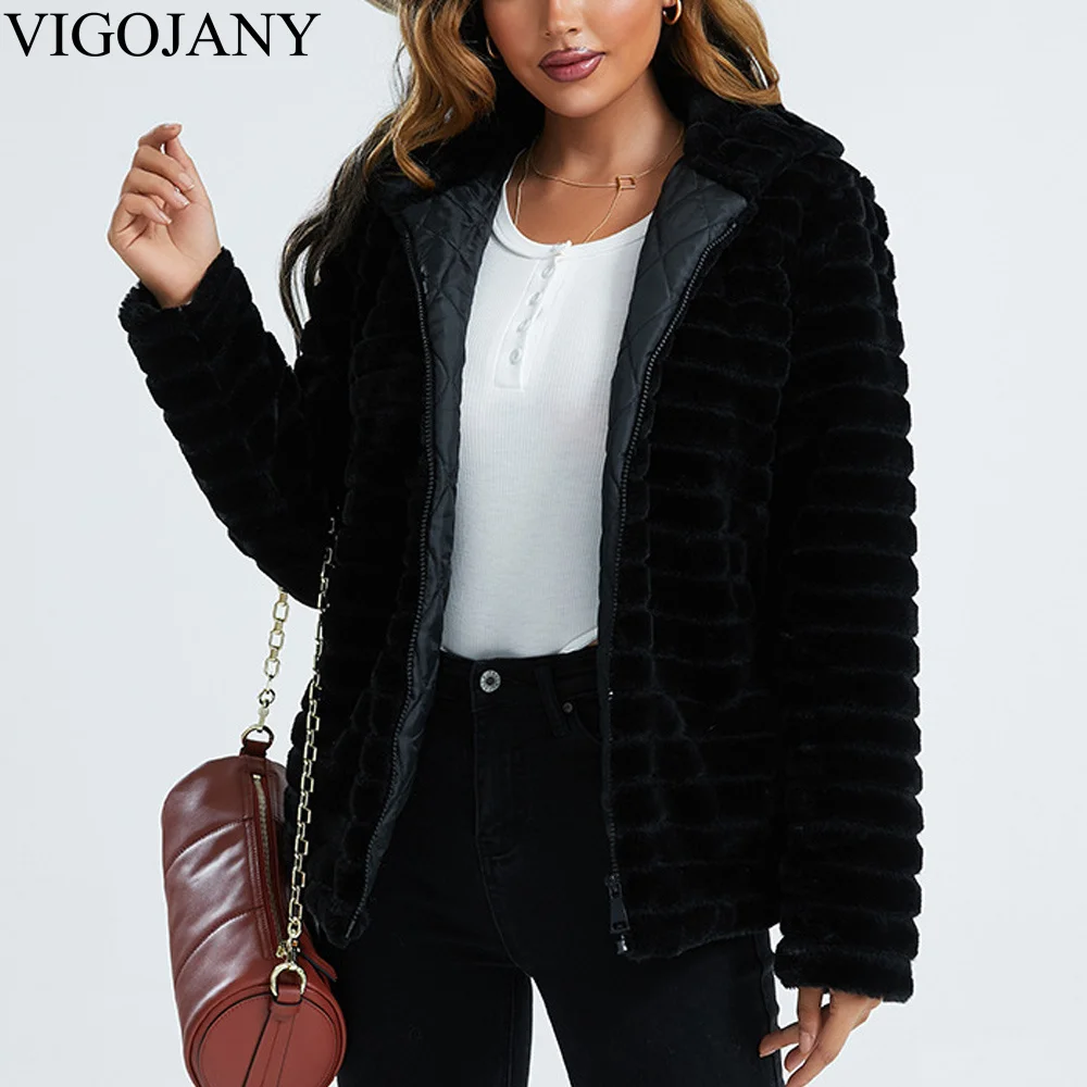 VigoJany 2022 Women Black Cropped Fur Coat Winter Casual Hood Winter Faux Fur Jacket Female Thick Warm Large Size Plush Outerwea
VigoJany 2022 Women Black Cropped Fur Coat Winter Casual Hood Winter Faux Fur Jacket Female Thick Warm Large Size Plush Outerwea