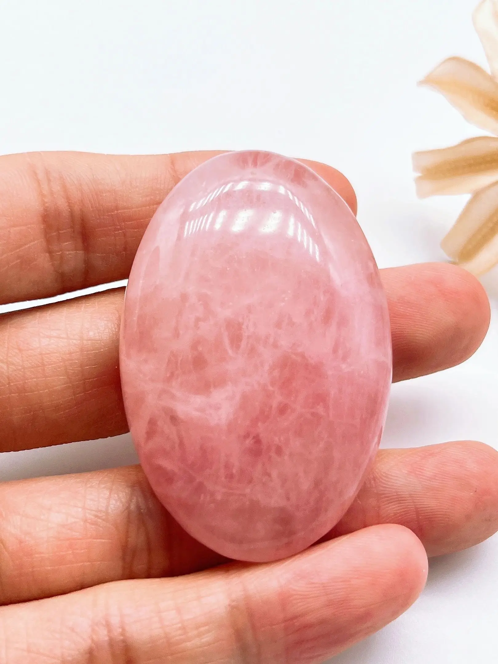 52*35 мм натуральный розовый кварц карманный пальмовый кристаллический камень энергетический драгоценный камень Рейки целебный подарок минеральный инструмент для сообщений домашний декор подарок
52*35 мм натуральный розовый кварц карманный пальмовый кристаллический камень энергетический драгоценный камень Рейки целебный подарок минеральный инструмент для сообщений домашний декор подарок