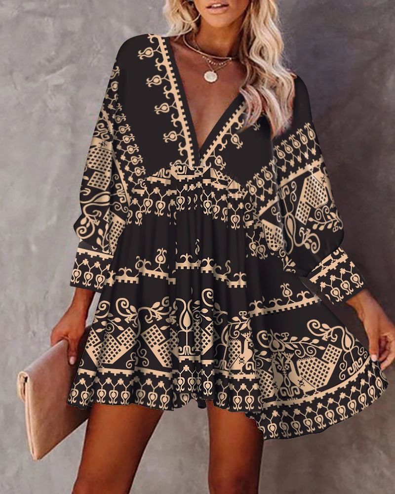 Autumn All Over Print V-Neck Fold Pleated Mini Dress 2021 Femme Casual Lace Up Back Flare Sleeve Robe Office Lady Outfits
Autumn All Over Print V-Neck Fold Pleated Mini Dress 2021 Femme Casual Lace Up Back Flare Sleeve Robe Office Lady Outfits