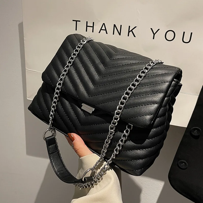Luxury Handbags Women's Bag Retro Chain Designer Black Pu Shoulder Crossbody Bags Women's Leather Bag 2022 Trend Female Tote
Luxury Handbags Women's Bag Retro Chain Designer Black Pu Shoulder Crossbody Bags Women's Leather Bag 2022 Trend Female Tote