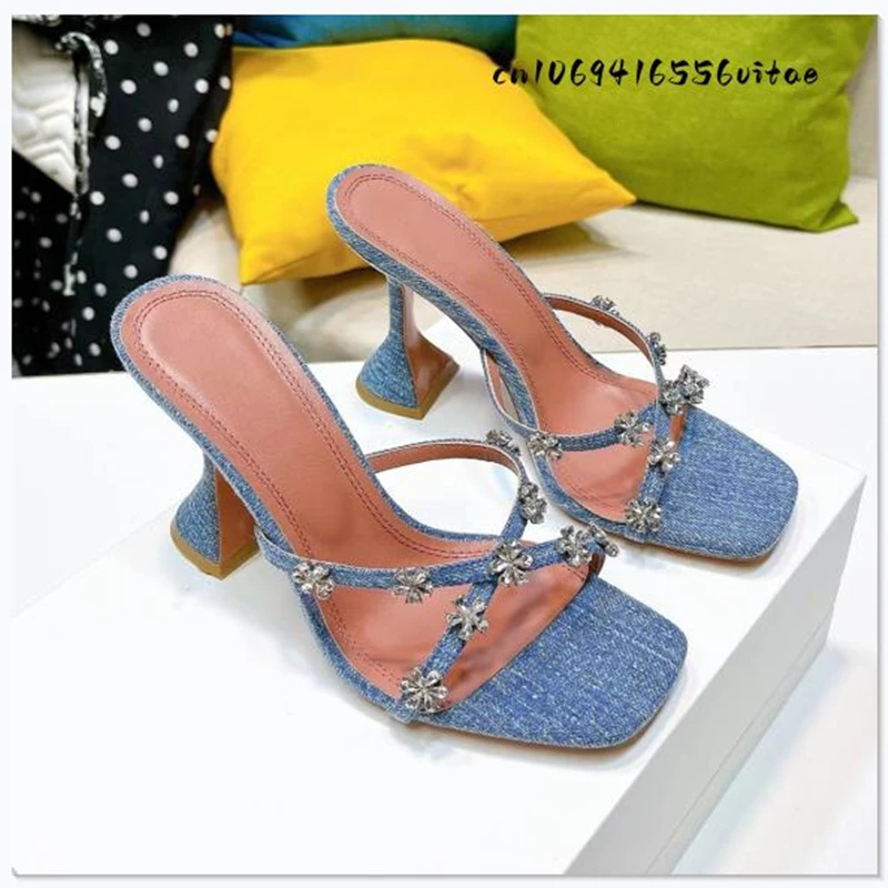 Women's High Heel Sandals Rhinestone Flower Runway Slippers Women Designer Leather High Heel Shoes Summer Sexy
Women's High Heel Sandals Rhinestone Flower Runway Slippers Women Designer Leather High Heel Shoes Summer Sexy