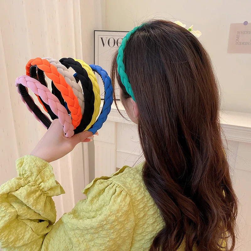 Новинка, однотонные женские обручи для волос в стиле ретро, французский стиль, повседневные аксессуары для мытья лица
Новинка, однотонные женские обручи для волос в стиле ретро, французский стиль, повседневные аксессуары для мытья лица