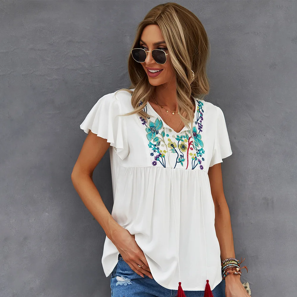 Embroidered Cotton T-Shirts Summer Women White V-neck Short Sleeve Casual Tops Flower All-Match Streetwear Casual Commute Tees
Embroidered Cotton T-Shirts Summer Women White V-neck Short Sleeve Casual Tops Flower All-Match Streetwear Casual Commute Tees