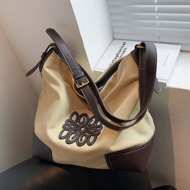 

Casual Tote Luxury Designer Canvas Bag Women Shoulder Bag Retro Hollow Embossing Zip Hobo Handbags Large Capacity Messenger Bags