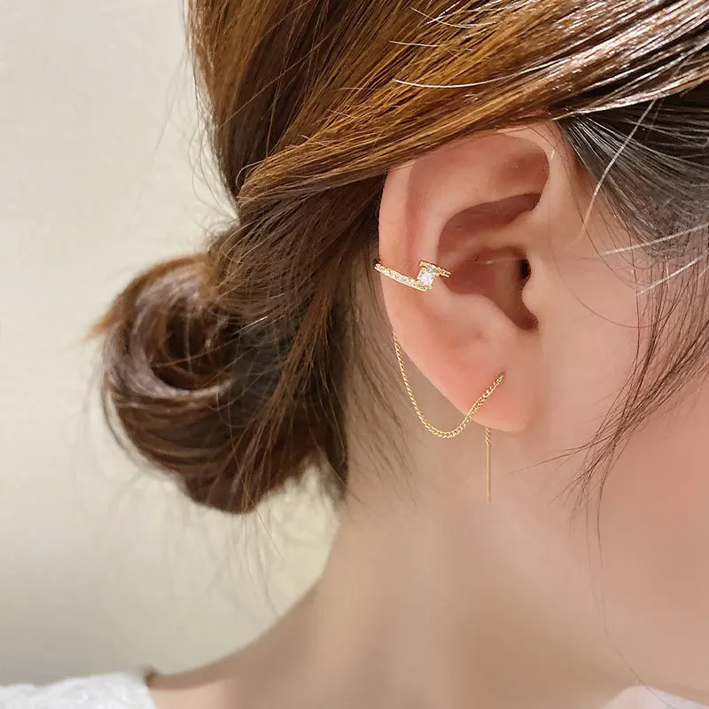 Classic Needle Lightning Chain Line Shape Stud Earrings with Tassel White Cubic Zircon Crystal for Women Party Jewelry
Classic Needle Lightning Chain Line Shape Stud Earrings with Tassel White Cubic Zircon Crystal for Women Party Jewelry