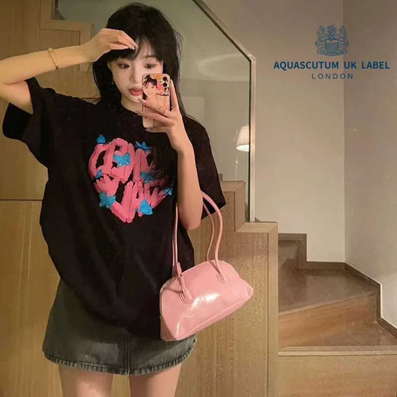 Aquascutum летняя футболка с принтом love с коротким рукавом женский новый американский Ретро Свободный Повседневный хлопковый черный топ
Aquascutum летняя футболка с принтом love с коротким рукавом женский новый американский Ретро Свободный Повседневный хлопковый черный топ