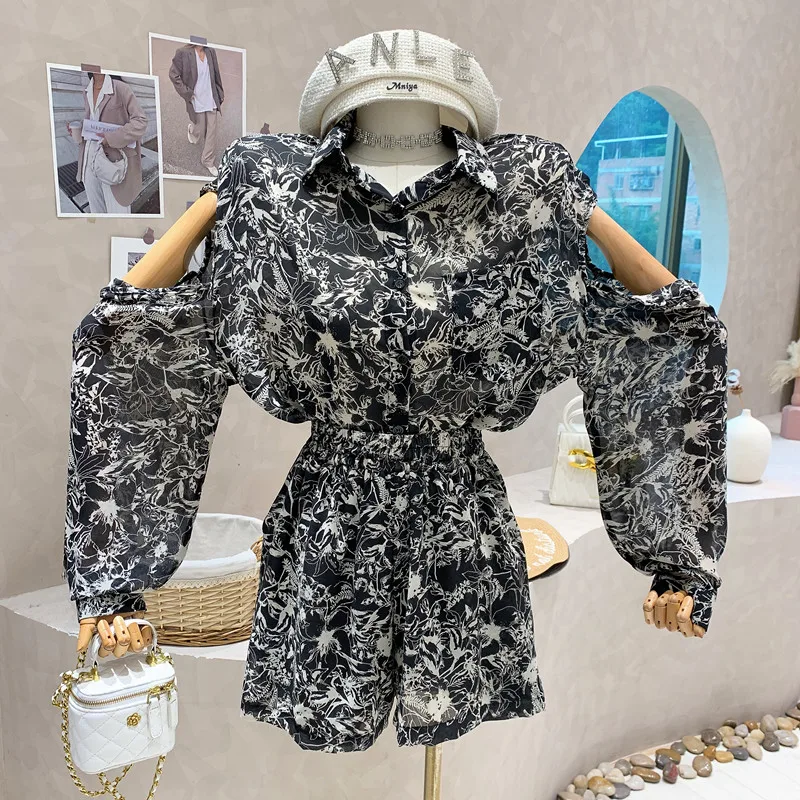 Niche Design New Women 2022 Summer Loose Long Sleeve Off Shoulder Sunscreen Top + Wide Leg High Waist Shorts Two Piece Set
Niche Design New Women 2022 Summer Loose Long Sleeve Off Shoulder Sunscreen Top + Wide Leg High Waist Shorts Two Piece Set