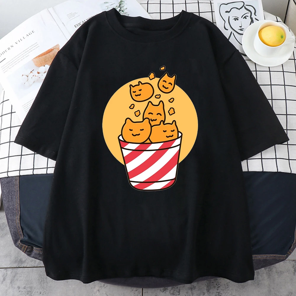 

Женские футболки с котятами и накидками, милые футболки с мангой и комиксами, футболки из 100% хлопка, удобные индивидуализированные футболки с ощущением дизайна