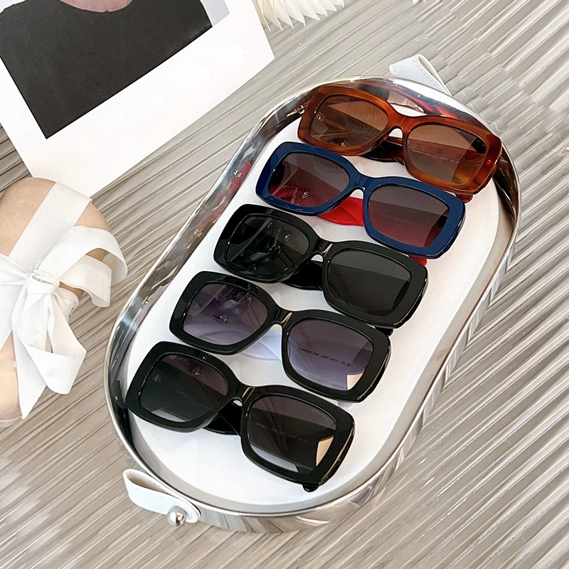 Outdoor Lesure Casual Resin Female Eye UV Protection Brand Sun Glasses Oversize Women Sunglasses CH5483
Outdoor Lesure Casual Resin Female Eye UV Protection Brand Sun Glasses Oversize Women Sunglasses CH5483