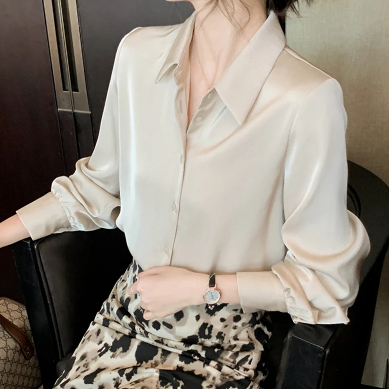 Women Shirts Blusas Feminine 2023 Spring New Up Satin Silk Shirt Vintage Blouse Women Long Sleeves Female Chiffon Shirt 139E
Women Shirts Blusas Feminine 2023 Spring New Up Satin Silk Shirt Vintage Blouse Women Long Sleeves Female Chiffon Shirt 139E