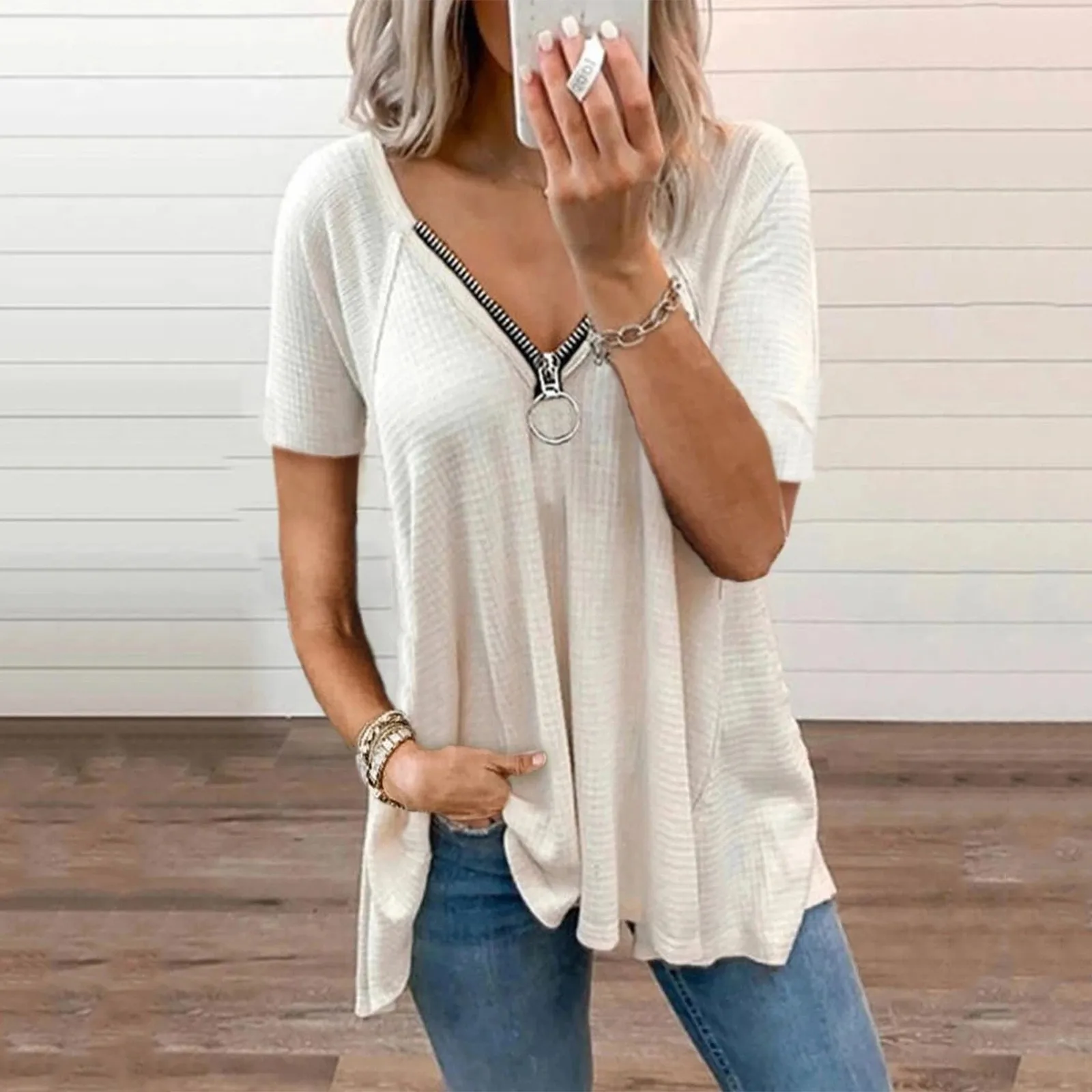 Women Summer Short Sleeve Top Zipper Blouse Solid White V Neck Casual Vintage Plus Size Blouses Female Tunics Cloth
Women Summer Short Sleeve Top Zipper Blouse Solid White V Neck Casual Vintage Plus Size Blouses Female Tunics Cloth