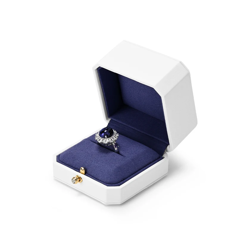 Oirlv Коробка для колец Шкатулка для драгоценностей Кольцо Браслет Ожерелье Коробка для хранения Ювелирных изделий из искусст...
Oirlv Коробка для колец Шкатулка для драгоценностей Кольцо Браслет Ожерелье Коробка для хранения Ювелирных изделий из искусст...