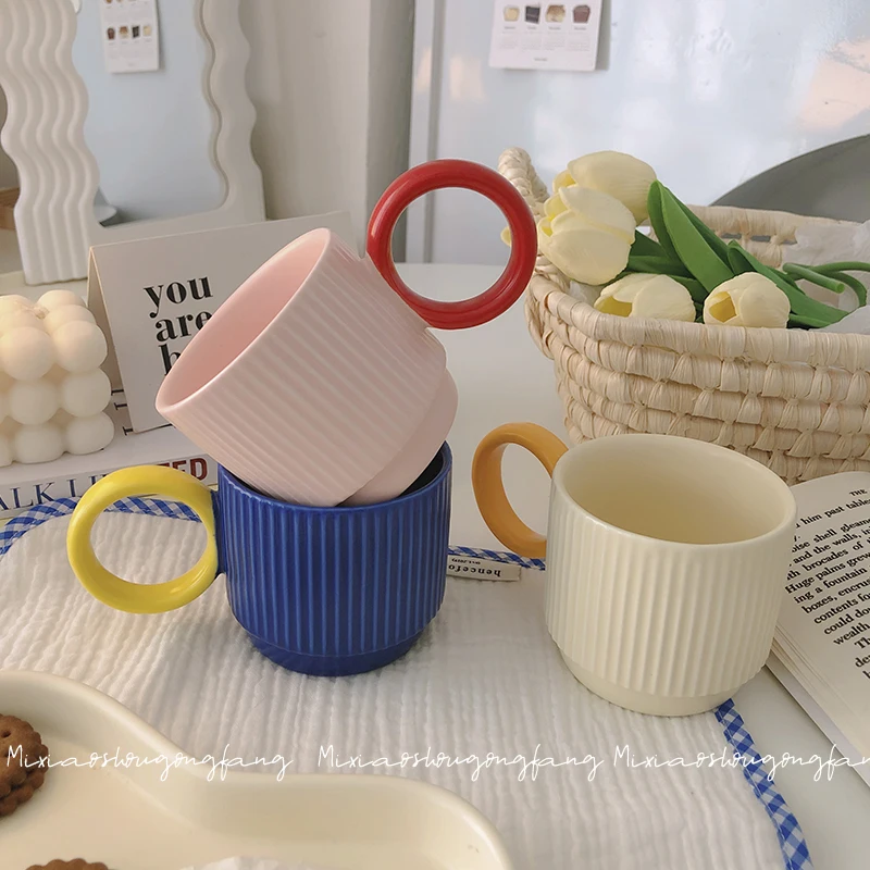 High Value Girl Coffee Milk Mug Ceramic Cup With Put Couple Water Cup Home Breakfast Cup Office Drinking Cup
High Value Girl Coffee Milk Mug Ceramic Cup With Put Couple Water Cup Home Breakfast Cup Office Drinking Cup