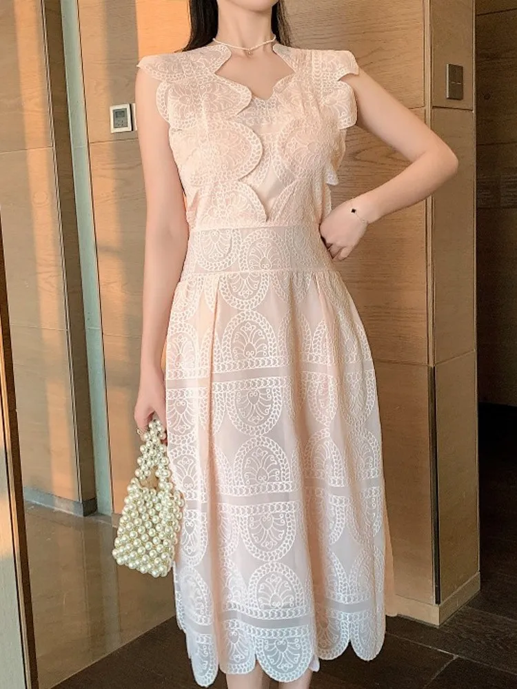 Runway Summer All-Match Lace Patchwork Elegant Party Women Dress High Quality Luxury Vintage Ruffles Long Dress Vestidos
Runway Summer All-Match Lace Patchwork Elegant Party Women Dress High Quality Luxury Vintage Ruffles Long Dress Vestidos