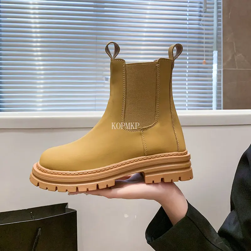 Chelsea Boots Leather Boots Fashion Top Quality Ankle Boots Winter Platform Boots Ladie Boots Women Retro Women Botines De Mujer
Chelsea Boots Leather Boots Fashion Top Quality Ankle Boots Winter Platform Boots Ladie Boots Women Retro Women Botines De Mujer