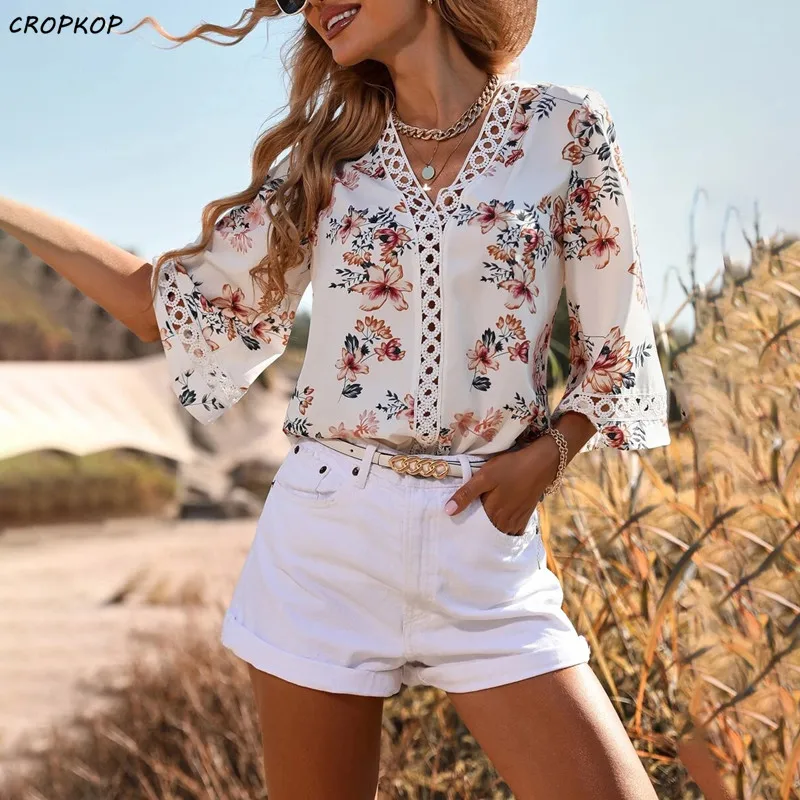 Floral Printed Long Sleeve Women Shirts Blouses Hollow Out V-Neck Office Lady White Tops Spring Autumn New Blusa Femininas
Floral Printed Long Sleeve Women Shirts Blouses Hollow Out V-Neck Office Lady White Tops Spring Autumn New Blusa Femininas