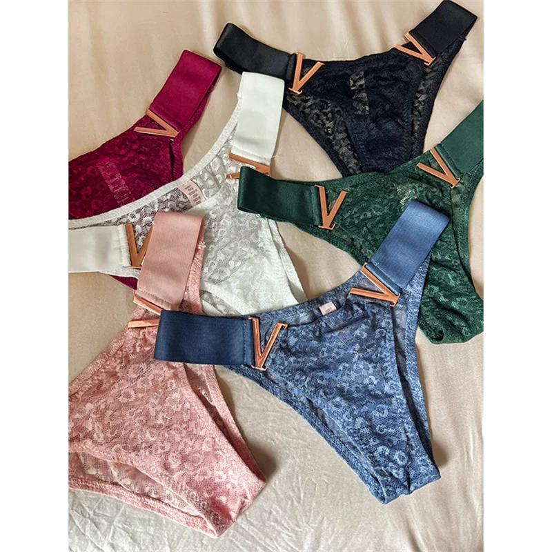 QSROCIO 3PCS Women's Panties Low Waist Solid Color V-ring Buckle Lace Perspective Sexy V Pants Panties Half Hips
QSROCIO 3PCS Women's Panties Low Waist Solid Color V-ring Buckle Lace Perspective Sexy V Pants Panties Half Hips