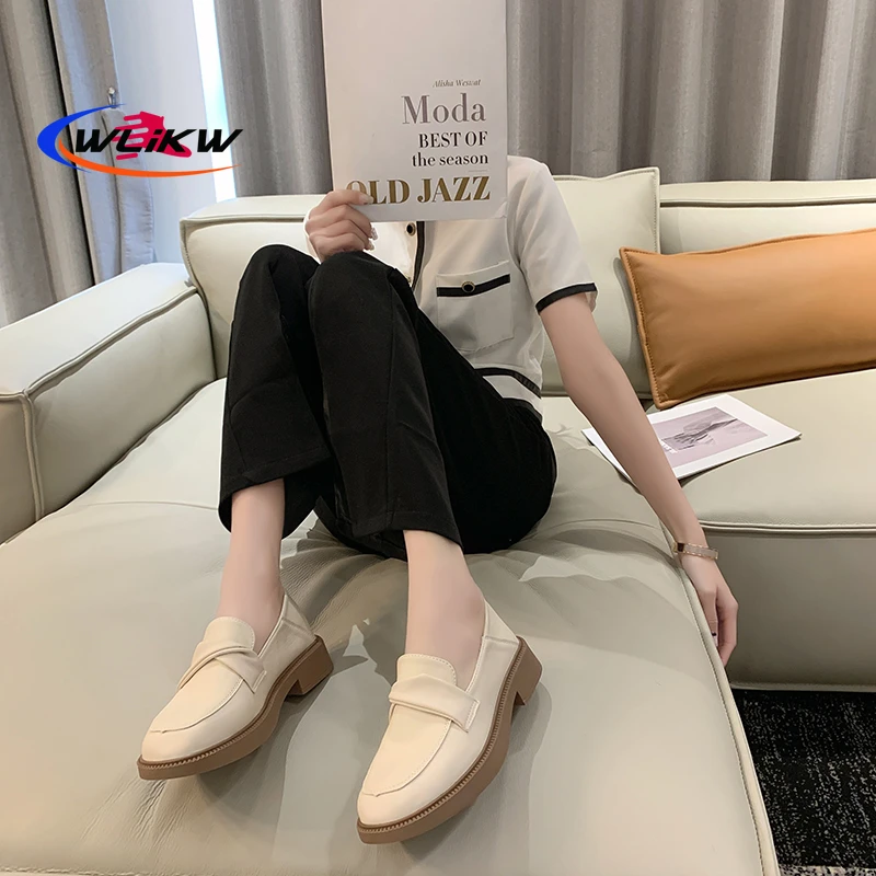 British Style Shoes Women Winter 2022 New All-match Round Toe Single Shoes Women's Thick Heel Small Leather Shoes
British Style Shoes Women Winter 2022 New All-match Round Toe Single Shoes Women's Thick Heel Small Leather Shoes