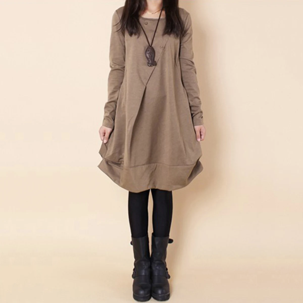 Yeezzi Female Traf Original Loose Pleated 4 Colors Round-Neck Solid Color Long Sleeves Casual Short Dress for Women 2022 new 
Yeezzi Female Traf Original Loose Pleated 4 Colors Round-Neck Solid Color Long Sleeves Casual Short Dress for Women 2022 new