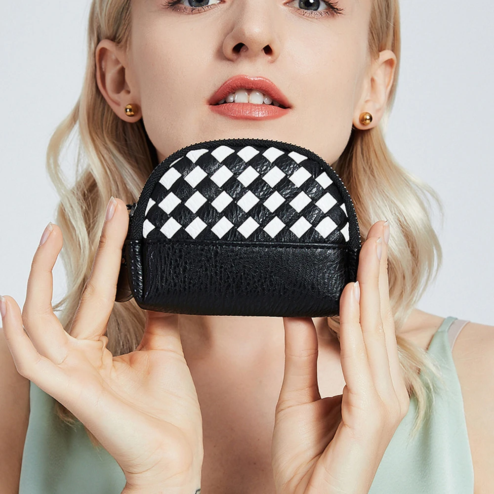 2023 New Women's Handwoven Wallet Fashion Zipper PU Leather High Quality Women's Wallet Short Card Holder Brand Women's Wallet
2023 New Women's Handwoven Wallet Fashion Zipper PU Leather High Quality Women's Wallet Short Card Holder Brand Women's Wallet
