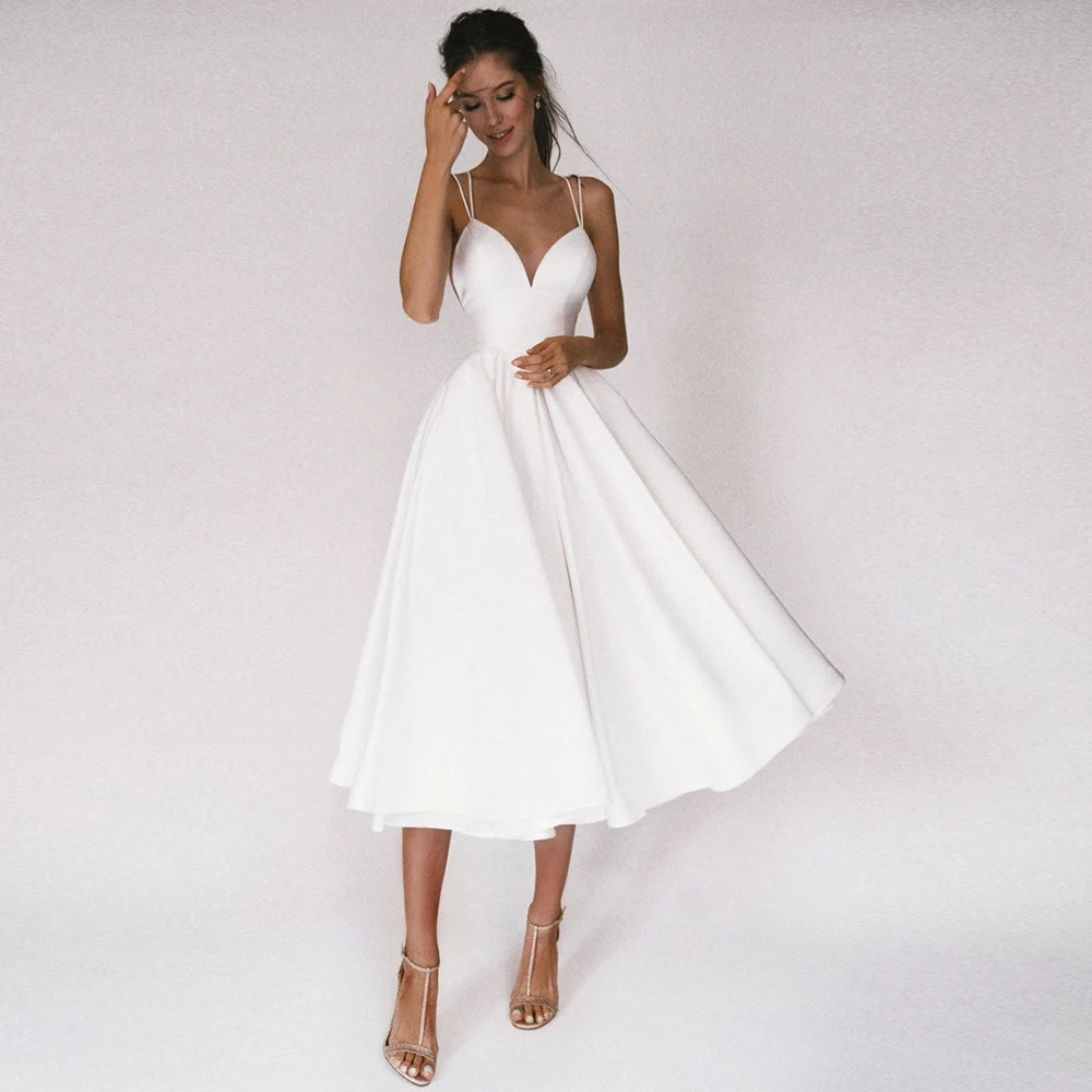 Short Wedding Dress White Deep V Neck A Line Midi Wedding Gown 2022 Backless Spaghetti Straps Tea Length Simple Bridal Dresses
Short Wedding Dress White Deep V Neck A Line Midi Wedding Gown 2022 Backless Spaghetti Straps Tea Length Simple Bridal Dresses