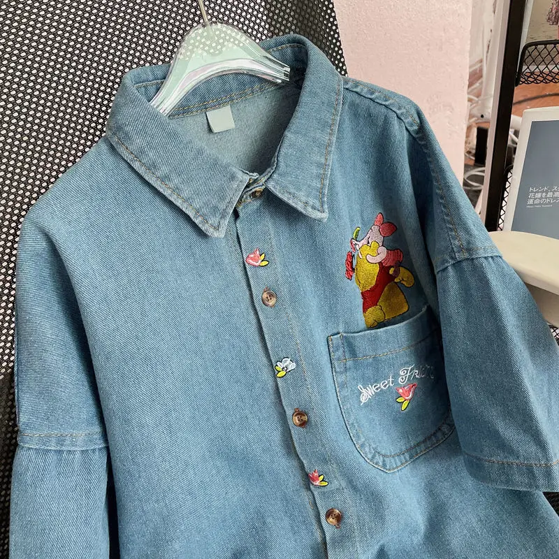 Рубашка джинсовая с вышивкой и мультяшным принтом для женщин, тонкая Свободная Повседневная рубашка в Корейском стиле, на пуговицах, ретро ...
Рубашка джинсовая с вышивкой и мультяшным принтом для женщин, тонкая Свободная Повседневная рубашка в Корейском стиле, на пуговицах, ретро ...