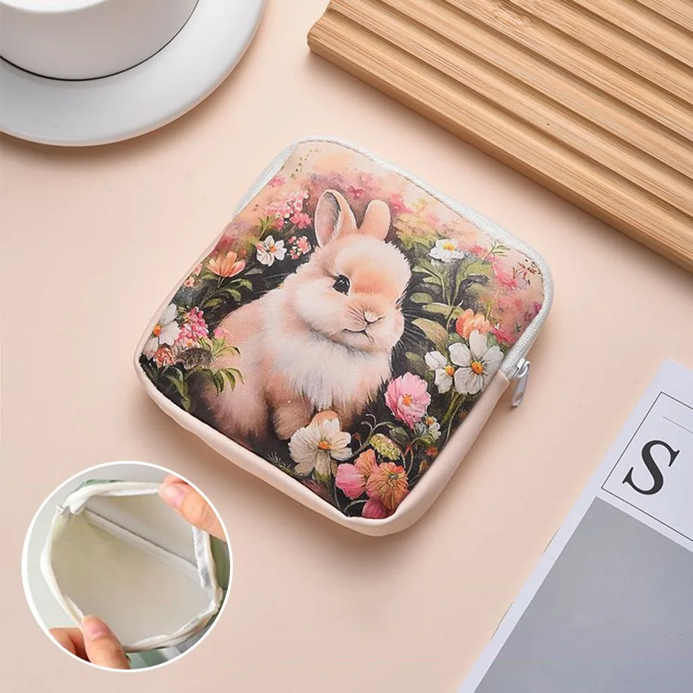 Многофункциональная косметичка из искусственной кожи
Многофункциональная косметичка из искусственной кожи