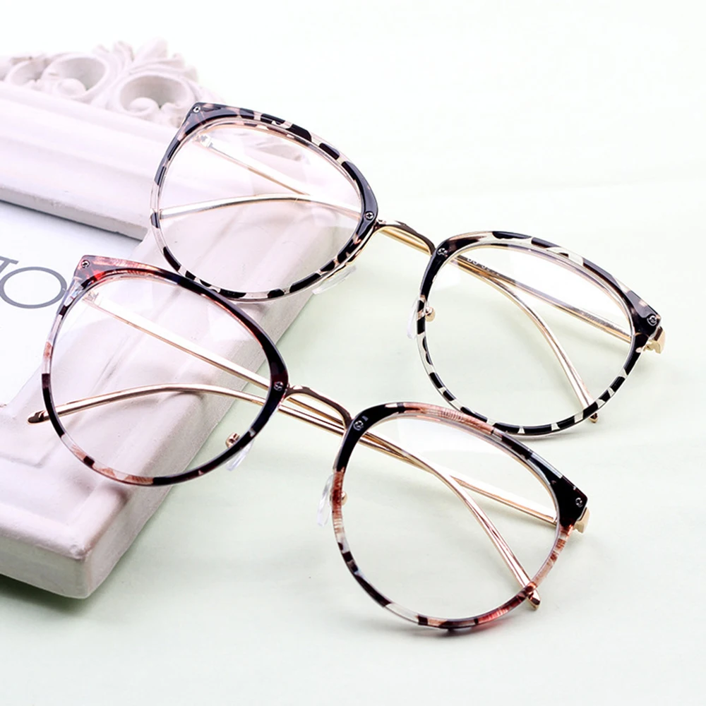 Unisex Myopia Optical Glasses Eyeglasses Frames Women Trend Metal Spectacles Clear Lenses Men Glasses Frame
Unisex Myopia Optical Glasses Eyeglasses Frames Women Trend Metal Spectacles Clear Lenses Men Glasses Frame