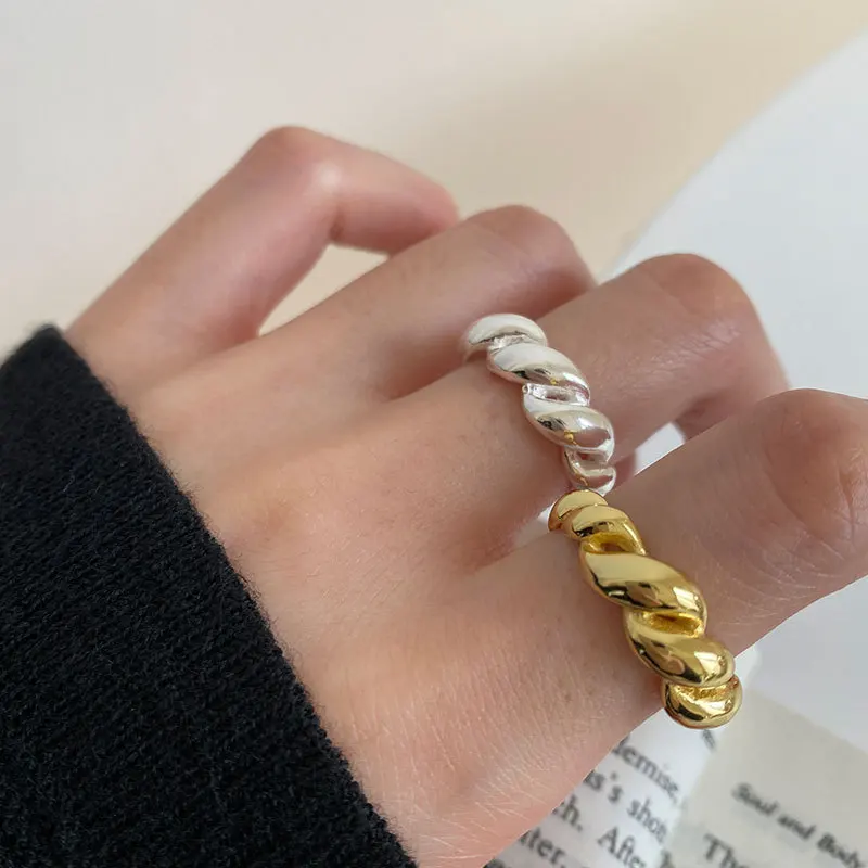 Exquisite Real 925 Sterling Silver Twisted Ring Women Fine Jewelry, Gold Color Women's Rings 2021 Trend Silver 925 Accessories
Exquisite Real 925 Sterling Silver Twisted Ring Women Fine Jewelry, Gold Color Women's Rings 2021 Trend Silver 925 Accessories