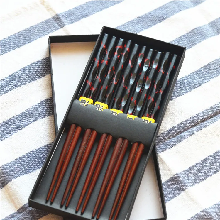 Eco-friendly Household Tableware Wood Sanitary and Reusable 5 Pairs Chopsticks Gift Box Non-slip Dumpling Sushi Kitchen Supplies
Eco-friendly Household Tableware Wood Sanitary and Reusable 5 Pairs Chopsticks Gift Box Non-slip Dumpling Sushi Kitchen Supplies