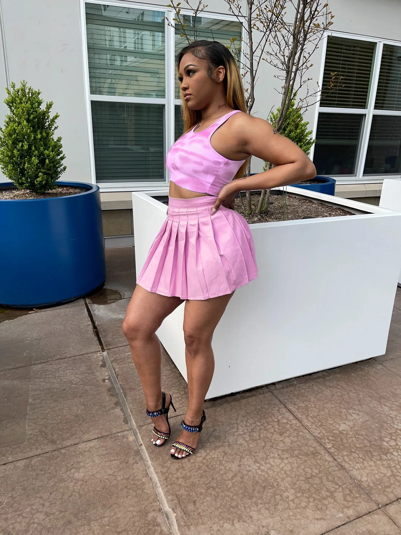 Women 2 Piece Sets Print Sleeveless Tops Vest+High Waist Pleated Skirts Matching Streetwear Outfits
Women 2 Piece Sets Print Sleeveless Tops Vest+High Waist Pleated Skirts Matching Streetwear Outfits