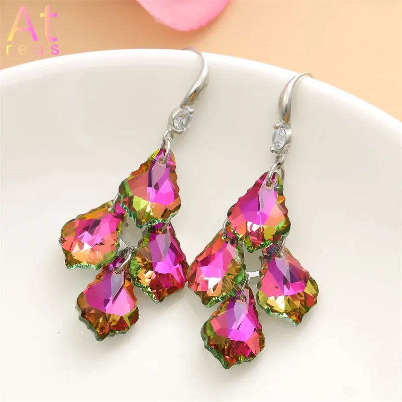 Women's Fashion Rhombus Leaf Crystal Earrings For Bridal Wedding Party Multicolor Zirconia Crystal Drop Earrings Silver Plated
Women's Fashion Rhombus Leaf Crystal Earrings For Bridal Wedding Party Multicolor Zirconia Crystal Drop Earrings Silver Plated