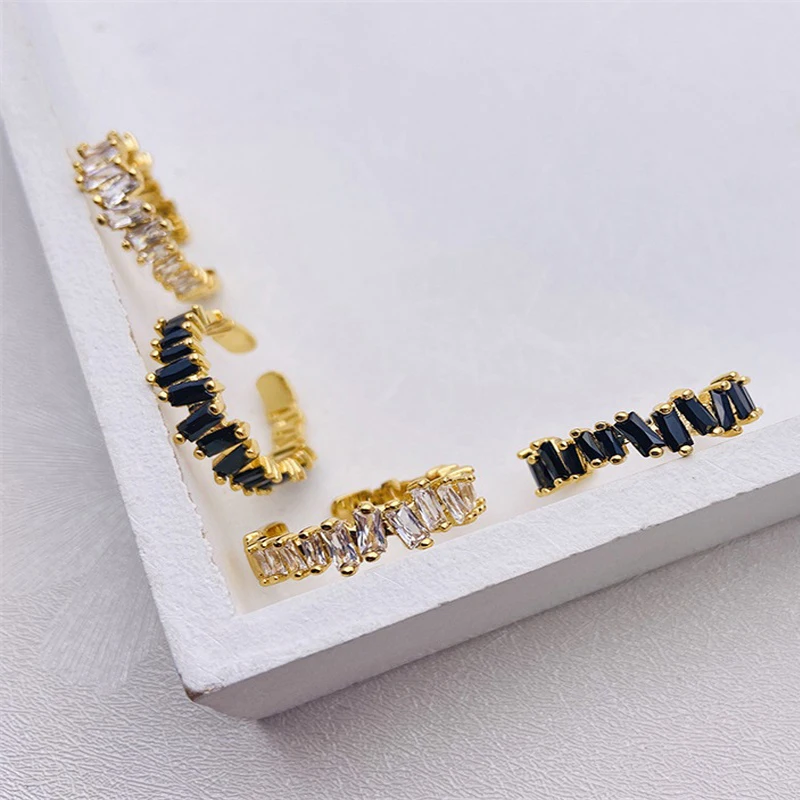 Fashion Micro Set Crystal Zircon Open Ring Adjustable Personality Super Sparkling Ring
Fashion Micro Set Crystal Zircon Open Ring Adjustable Personality Super Sparkling Ring