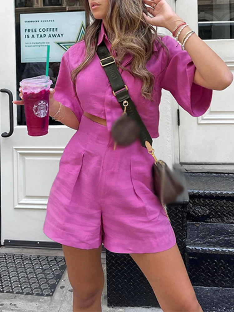 Fashion Lapel Half Sleeve Single Breasted Irregular Short Tops + High Waist Straight Shorts 2 Piece Set Women Casual Summer Suit
Fashion Lapel Half Sleeve Single Breasted Irregular Short Tops + High Waist Straight Shorts 2 Piece Set Women Casual Summer Suit