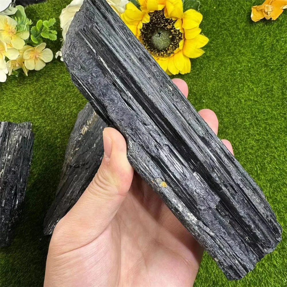 Черный турмалин гравий
Черный турмалин гравий