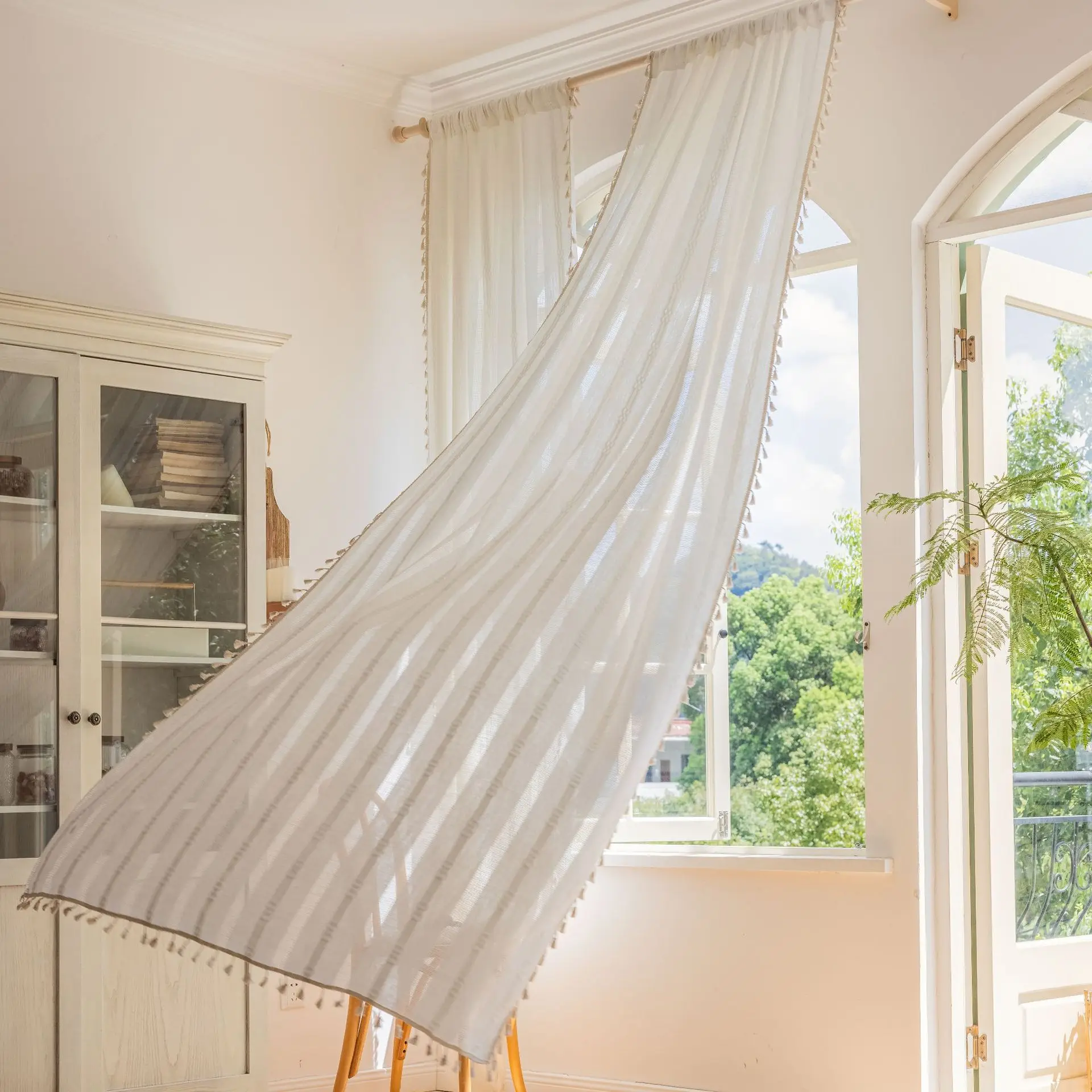 Simple Style Striped Embroidered Tassel Curtain Semi Blackout Curtains for Living Room Bedroom Kitchen Home Decoration Curtain
Simple Style Striped Embroidered Tassel Curtain Semi Blackout Curtains for Living Room Bedroom Kitchen Home Decoration Curtain