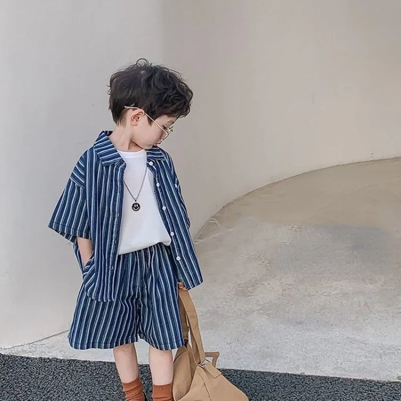 2023 Korean Summer Children Clothes Baby Boys Suit Denim Stripe Tops + Jeans Pants Boy 2Pcs Set Casual Outfits Kids Outfit 2-10Y
2023 Korean Summer Children Clothes Baby Boys Suit Denim Stripe Tops + Jeans Pants Boy 2Pcs Set Casual Outfits Kids Outfit 2-10Y