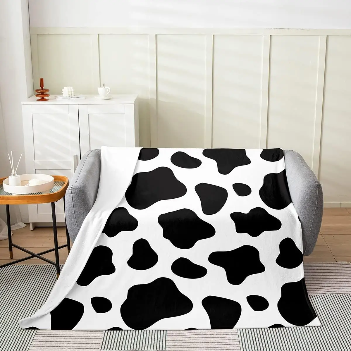 

Фланелевое Флисовое одеяло с принтом коровы, всесезонное покрывало черного и белого цвета для кровати, дивана, детское пушистое одеяло с мультяшным принтом молочной коровы