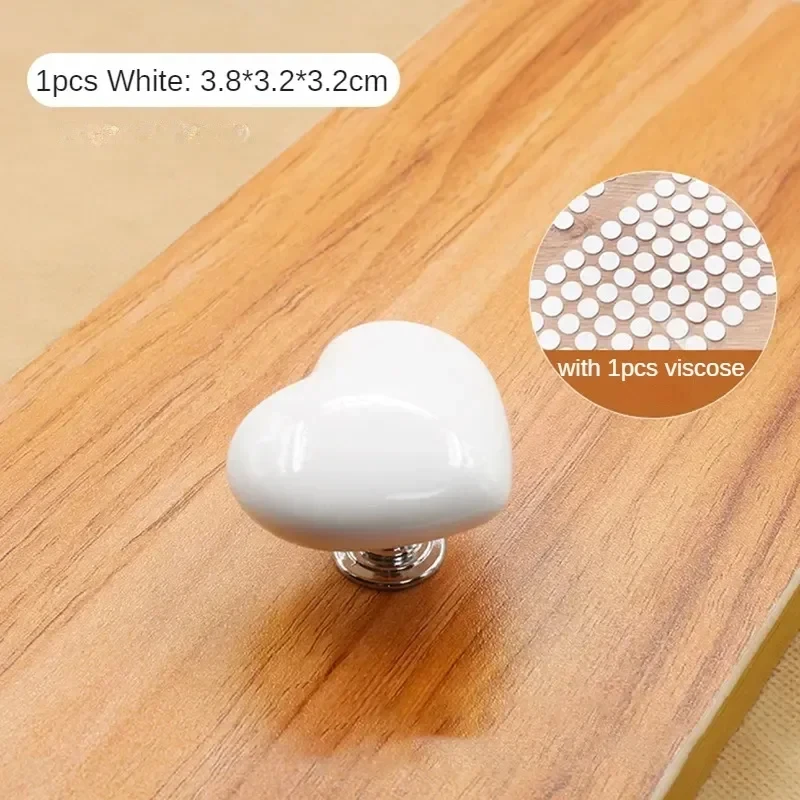 Кнопка смыва для унитаза YANKE сердечком пластиковая
Кнопка смыва для унитаза YANKE сердечком пластиковая