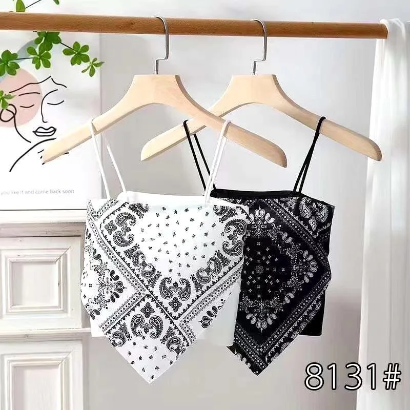 Ice silk cashew flower camisole European and American style print sexy inverted triangle leak navel slim fit vest sexy top
Ice silk cashew flower camisole European and American style print sexy inverted triangle leak navel slim fit vest sexy top