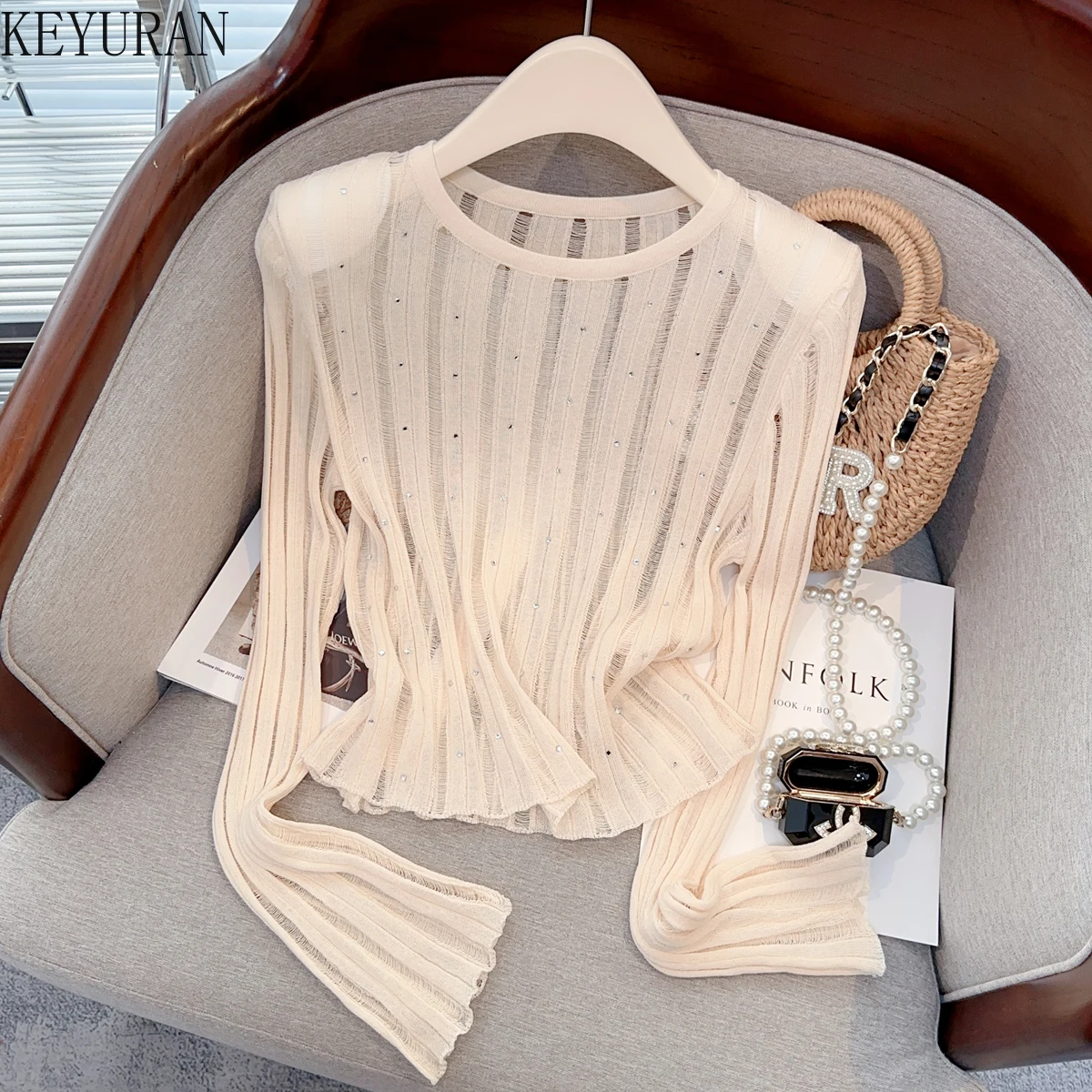 Sexy Thin Diamonds Hollow Out Knitted Sweater Women 2023 Autumn Solid Color O-Neck Long Sleeve Basic Pullover Chic Tops T-Shirts 
Sexy Thin Diamonds Hollow Out Knitted Sweater Women 2023 Autumn Solid Color O-Neck Long Sleeve Basic Pullover Chic Tops T-Shirts