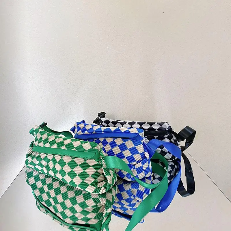 Special-Interest Design Bag Female 2022 Spring and Summer New Trendy Rhombus Underarm Bag One Shoulder Crossbody Chest Bag
Special-Interest Design Bag Female 2022 Spring and Summer New Trendy Rhombus Underarm Bag One Shoulder Crossbody Chest Bag