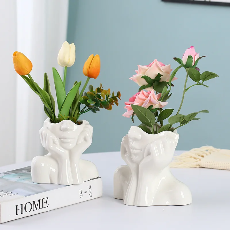 ins Nordic style high-end sense home ceramic vase light luxury living room decoration vase flower arrangement crafts ornaments 
ins Nordic style high-end sense home ceramic vase light luxury living room decoration vase flower arrangement crafts ornaments