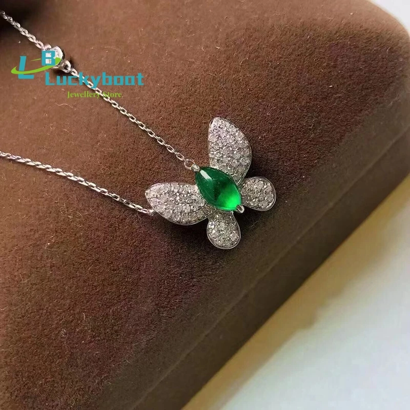 Ожерелье-цепочка серебряного цвета с кулоном из циркония ААА
Ожерелье-цепочка серебряного цвета с кулоном из циркония ААА