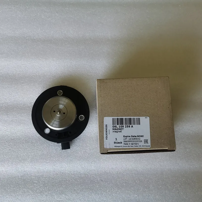 06L109259A Engine Camshaft Adjuster Magnet Fit For Audi A3 S3 A4 A5 TT 1.8/2.0L Engine BYT BZB CAWB CDAA CCZA CNSB 2008-2013
06L109259A Engine Camshaft Adjuster Magnet Fit For Audi A3 S3 A4 A5 TT 1.8/2.0L Engine BYT BZB CAWB CDAA CCZA CNSB 2008-2013