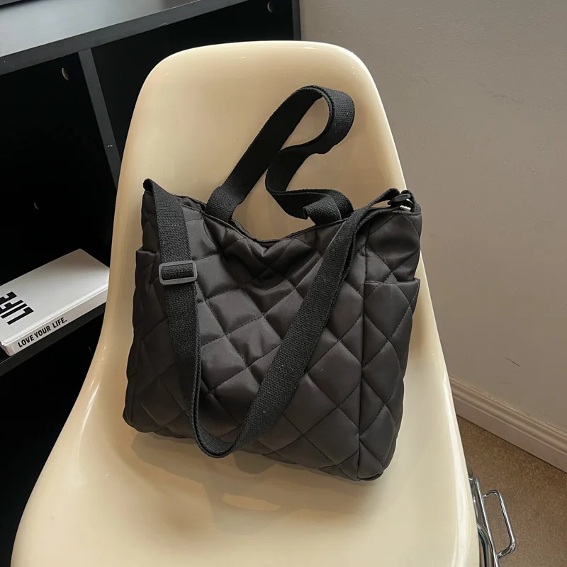 Large capacity Tote Bags for Women Shoulder Side Bag Fashion Space cotton Shopper Shopping Bags cute Ladies Totes 2023 
Large capacity Tote Bags for Women Shoulder Side Bag Fashion Space cotton Shopper Shopping Bags cute Ladies Totes 2023